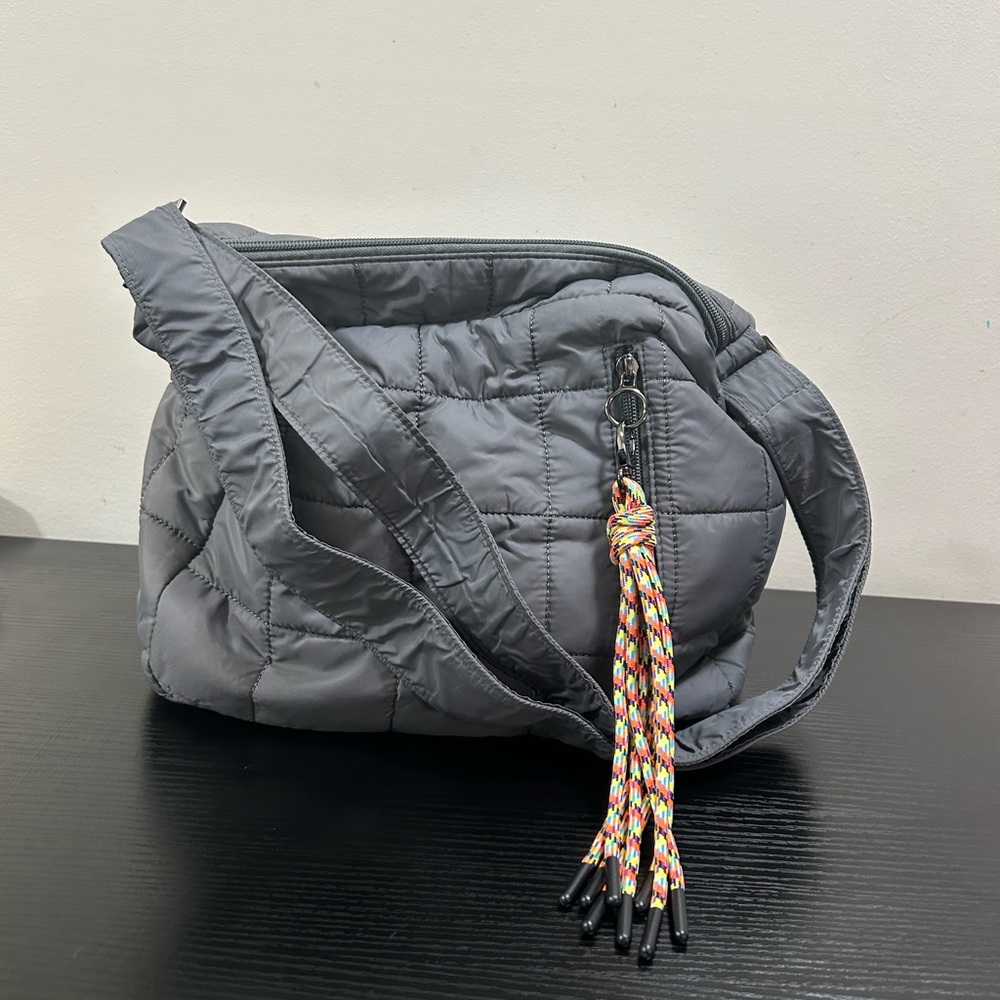 RadRev || Cloud Messenger Bag